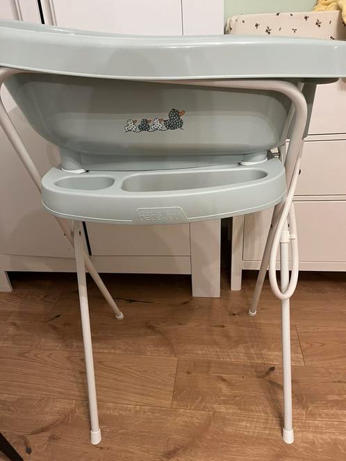 Bébé-Jou bad met standaard en accessoires, Kinderen en Baby's, Badjes en Verzorging, Zo goed als nieuw, Badje, Bébé-jou, Standaard