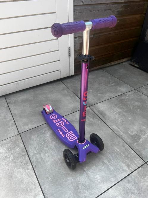 Microstep maxi deluxe paars, Kinderen en Baby's, Speelgoed | Buiten | Skelters, Zo goed als nieuw, Ophalen