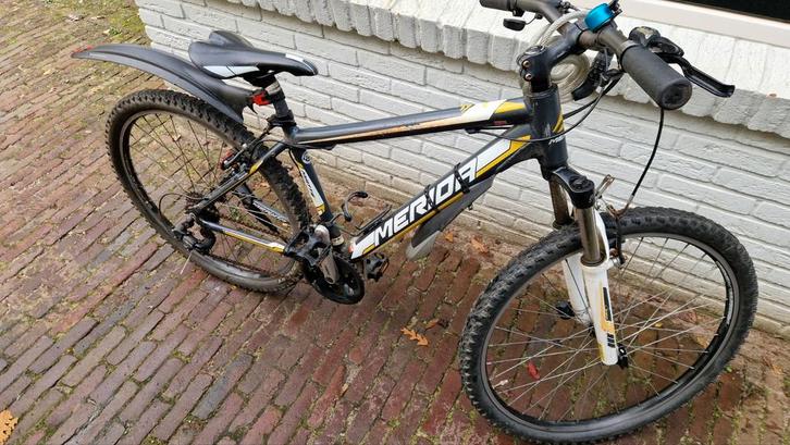 Merida Matts 10 Kinder Mountainbike 26 inch, Fietsen en Brommers, Fietsen | Mountainbikes en ATB, Gebruikt, Heren, Merida, Minder dan 45 cm