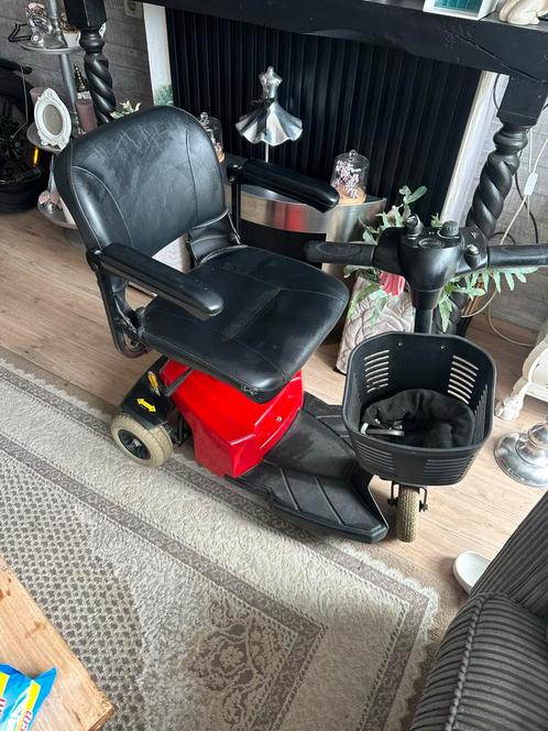 Kleine scootmobiel, Diversen, Brommobielen en Scootmobielen, Zo goed als nieuw, 15 km of minder, 11 t/m 15 km/u, Ophalen