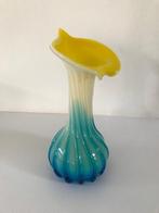 Glazen design vaas Murano stijl aronskelk, Blauw, Ophalen of Verzenden, Minder dan 50 cm, Glas