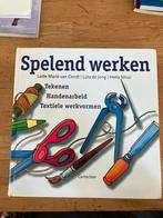Spelend Werken - Handenarbeid Boek, Ophalen of Verzenden, Gelezen, Overige onderwerpen, Geschikt voor kinderen