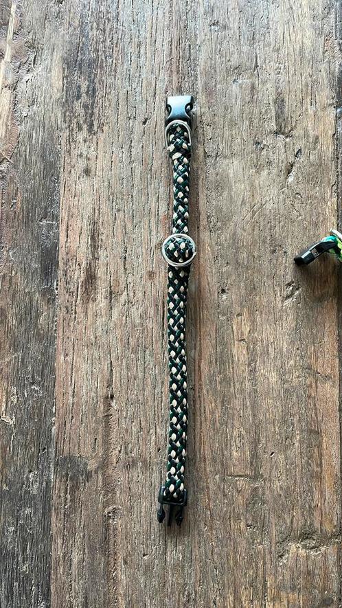 Nieuwe legergroene halsband hond!, Dieren en Toebehoren, Hondenhalsbanden en Penningen, Nieuw, Handgemaakt, Verzenden