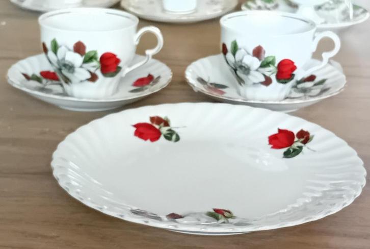 Ontbijtset. 3-delig. - Klik RK voor mog meer advertenties., Antiek en Kunst, Antiek | Keramiek en Aardewerk, Ophalen of Verzenden