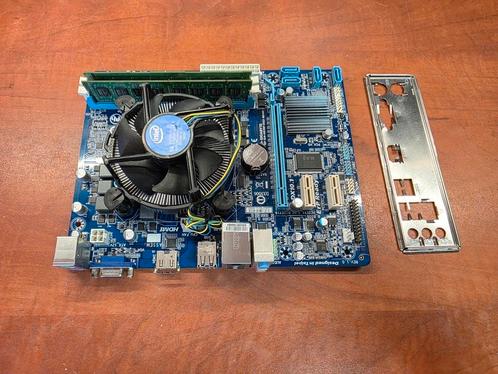 Gigabyte GA-H61M-DS2 Met i7-3770K en 16GB, Computers en Software, Moederborden, Gebruikt, Intel, DDR3, Ophalen of Verzenden