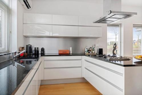 Keuken, u-opstelling incl. vaatw., gasfornuis en afz. kap, Huis en Inrichting, Keuken | Complete keukens, Gebruikt, U-keuken, Wit