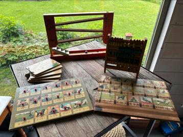 Aap noot mies leesplank en puzzel plus oud hollands beschikbaar voor biedingen