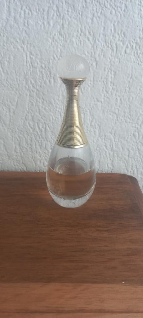 J'adore Eau de Parfum 30ml - 3/4 Vol, Sieraden, Tassen en Uiterlijk, Uiterlijk | Parfum, Ophalen of Verzenden, Gebruikt