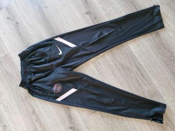 Mooie Paris Saint Germain trainingsbroek maat S beschikbaar voor biedingen