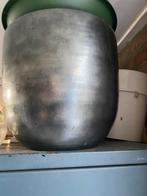 Bloempot - 28 cm hoog, 22 cm doorsnee, Tuin en Terras, Bloempotten, Overige materialen, Gebruikt, Rond, Binnen