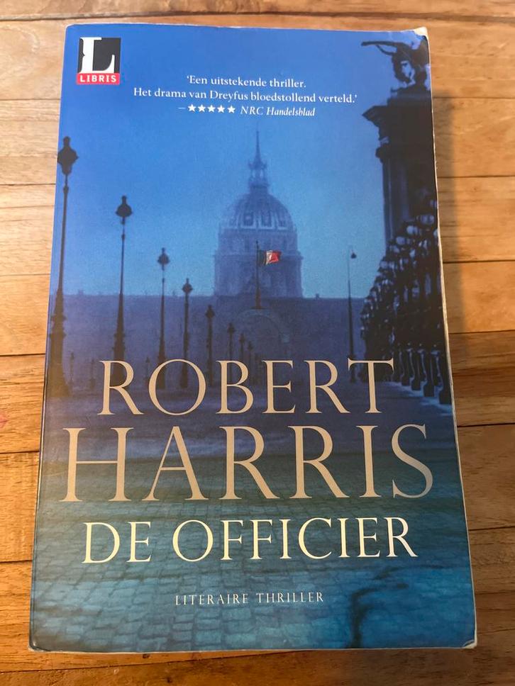 De Officier - Robert Harris, Boeken, Thrillers, Gelezen, Nederland, Ophalen of Verzenden