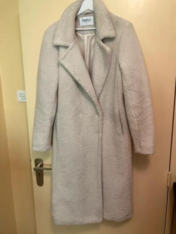 SIMPLE, winterjas maat S, cremekleurig, ivoorwit beschikbaar voor biedingen