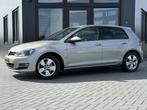 Volkswagen Golf 1.2 TSI Cup Clima | Cruise | PDC | Nwe APK &, Voorwielaandrijving, Gebruikt, 4 cilinders, 610 kg