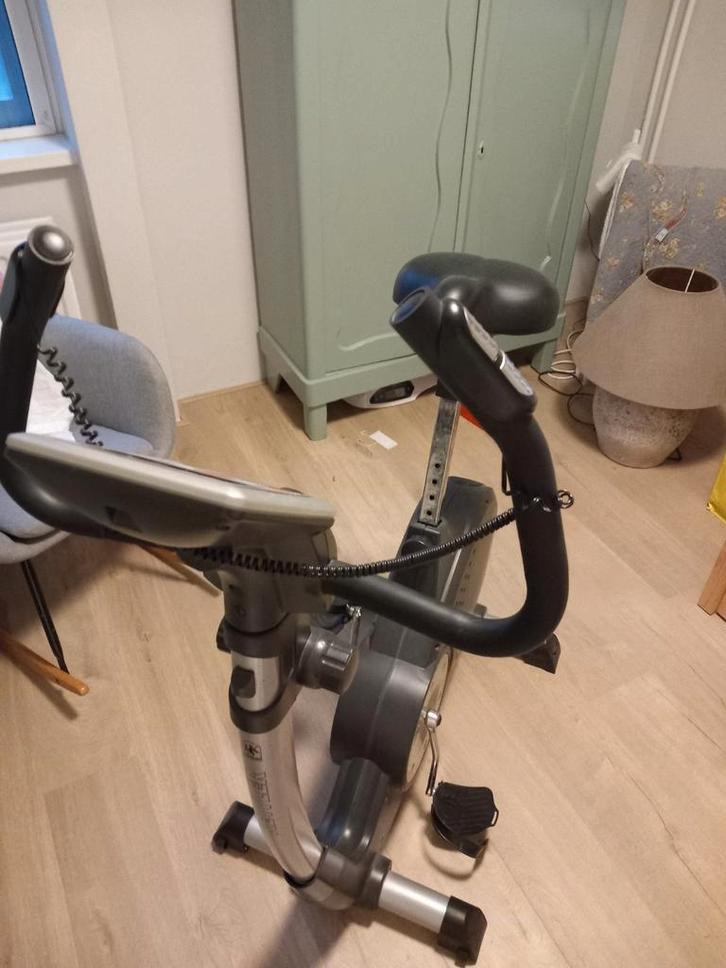 Kettler Hometrainer - Perfect voor thuis!, Sport en Fitness, Fitnessapparatuur, Gebruikt, Hometrainer, Benen, Buik, Metaal, Ophalen of Verzenden