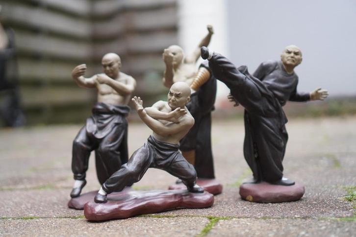 Originele vintage Shaolin Kungfu Beeldjes - jaren 90, Verzamelen, Beelden en Beeldjes, Zo goed als nieuw, Ophalen of Verzenden
