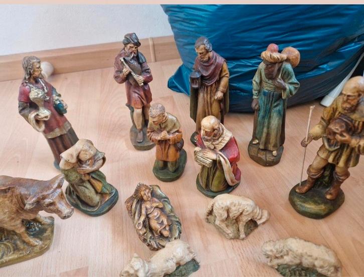 Antieke Kerststal Compleet - 70x40x35 cm, Antiek en Kunst, Kunst | Beelden en Houtsnijwerken, Ophalen of Verzenden