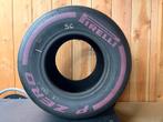 Gebruikte Red Bull Racing F1 Pirelli Ultra Soft ACHTER-Band, Ophalen of Verzenden, Gebruikt