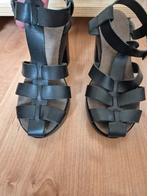 Zwarte riempjes plateau Sandalen met hak mt 39, Ophalen of Verzenden, Zo goed als nieuw, Zwart, Sandalen of Muiltjes