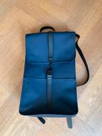 Rains backpack navy marine blauw 17 liter, Ophalen of Verzenden, Zo goed als nieuw, Overige merken, Waterdicht