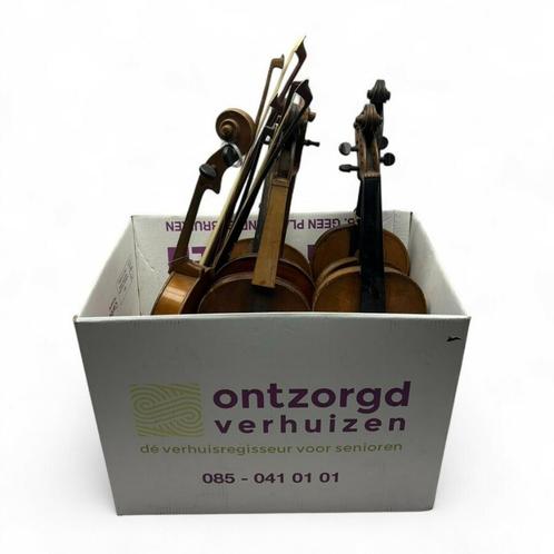 Een lot van zes oude en antieke violen en strijkstokken, Muziek en Instrumenten, Strijkinstrumenten | Violen en Altviolen, Gebruikt
