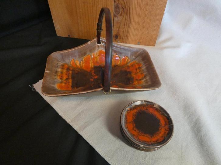 Annaburg keramik presenteerschaaltje 5 petitfour schoteltjes, Huis en Inrichting, Keuken | Servies, Gebruikt, Schaal of Schalen