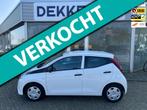 Toyota Aygo 1.0 VVT-i x-fun, Voorwielaandrijving, Stof, Gebruikt, 4 stoelen