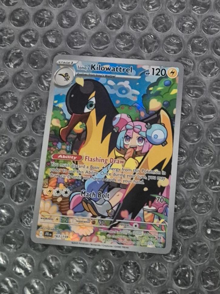 Iono's Kilowattrel 163/159 Journey Together JTG Scarlet & Vi, Hobby en Vrije tijd, Verzamelkaartspellen | Pokémon, Zo goed als nieuw