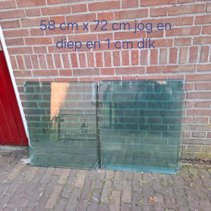 Glasplaten 1p stuks. Nieuwstaat. 72 x 56 cm. 1 cm dik, Doe-het-zelf en Verbouw, Glas en Ramen, Zo goed als nieuw, Ophalen