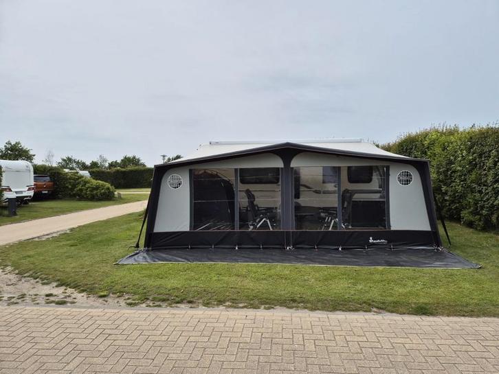 Te koop isabella commodore north g19 1015 carbon stokken, Caravans en Kamperen, Voortenten en Luifels, Zo goed als nieuw, Ophalen of Verzenden