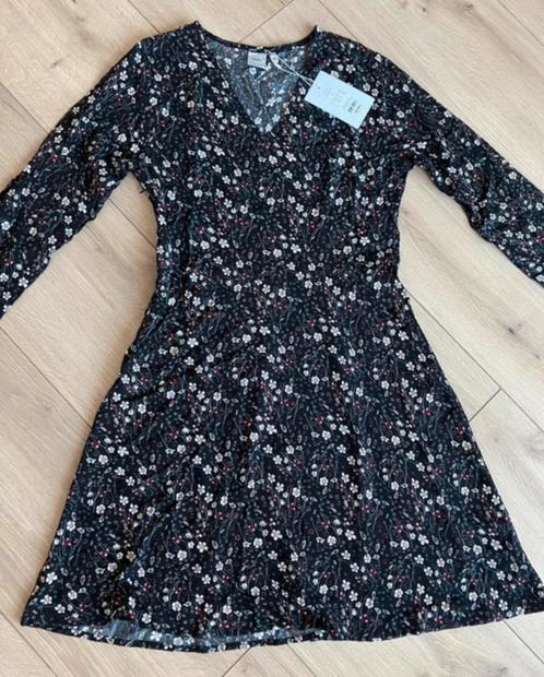 ICHI jurk m/38, Kleding | Dames, Jurken, Nieuw, Maat 38/40 (M), Zwart, Boven de knie, Ophalen of Verzenden