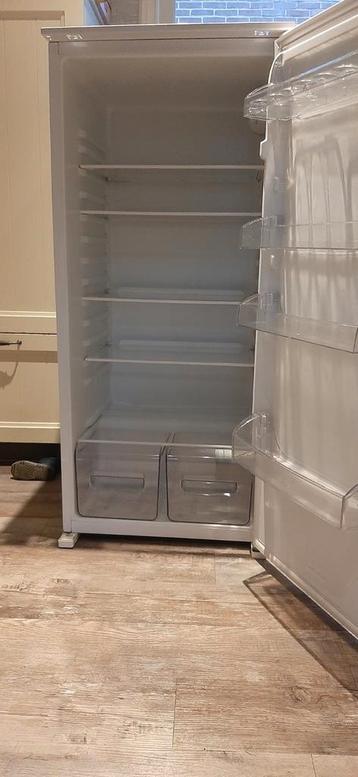 Exquisit koelkast. In goede staat beschikbaar voor biedingen