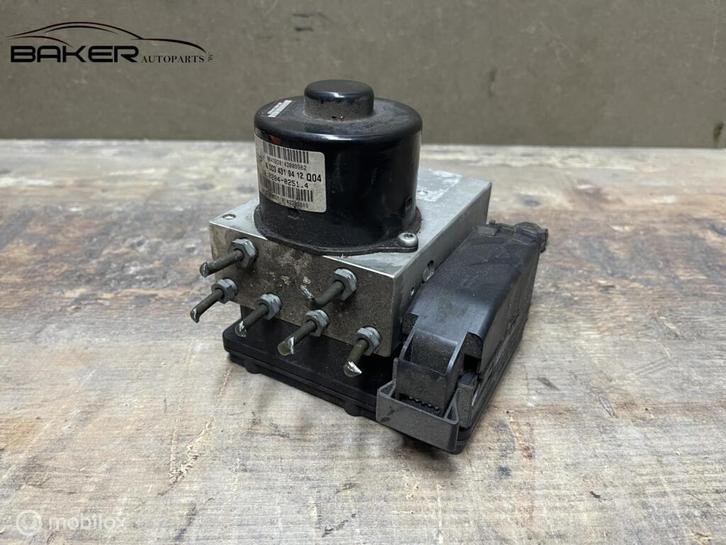 ABS pomp Mercedes C-klasse W203 ('00-'07) A2095450232, Auto-onderdelen, Remmen en Aandrijving, Mercedes-Benz, Gebruikt, Ophalen of Verzenden