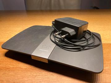 Linksys E4200 Router - Gebruikt beschikbaar voor biedingen