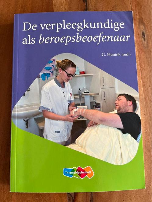 Ronald van Linge - De verpleegkundige als beroepsbeoefenaar, Boeken, Schoolboeken, Zo goed als nieuw, Nederlands, Overige niveaus