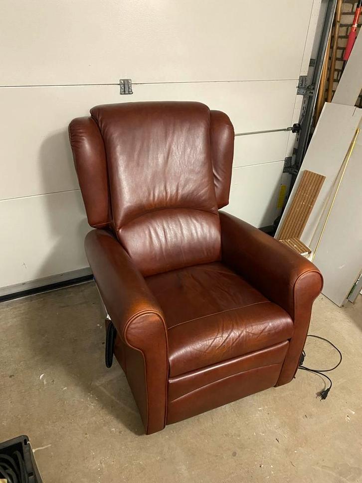 Comfortabele Sta-op Stoel, Huis en Inrichting, Fauteuils, Gebruikt, Leer, 75 tot 100 cm, Ophalen of Verzenden