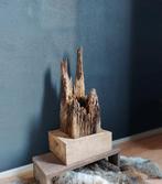 Drijfhout sculptuur op sokkel Kasteel kerk houten Beeld, Huis en Inrichting, Woonaccessoires | Overige, Nieuw, Ophalen of Verzenden