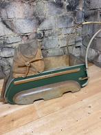 Zeer oude vintage houten kinderwagen met werkende kofferklep, Kinderen en Baby's, Kinderwagens en Combinaties, Ophalen, Gebruikt