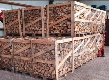 Eiken ovengedroogd haardhout - 1 kuub gestapeld beschikbaar voor biedingen