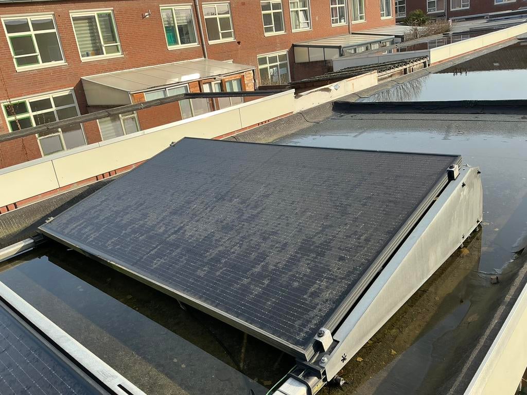 ZONNEPANELEN 2 STUKS, Doe-het-zelf en Verbouw, Zonnepanelen en Toebehoren, Ophalen of Verzenden, Zo goed als nieuw