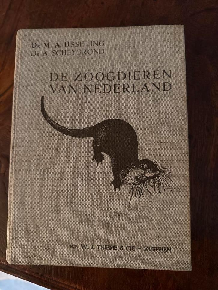 Zoogdieren van Nederland, 1950, Boeken, Natuur, Gelezen, Natuur algemeen, Ophalen of Verzenden