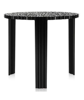 T-table kartell beschikbaar voor biedingen