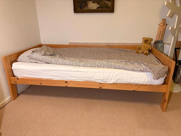 LIFETIME houten bed, Kinderen en Baby's, Kinderkamer | Bedden, Gebruikt, 180 cm of meer, 85 tot 100 cm, Lattenbodem, Matras, Ophalen