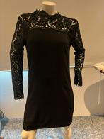Sandro jurkje met kant maat 3. M, Kleding | Dames, Jurken, Maat 38/40 (M), Zwart, Ophalen of Verzenden, Zo goed als nieuw