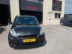 Daihatsu Sirion2 1.3 16v 2008 Zwart Airco nwe Apk, Auto's, Voorwielaandrijving, Euro 5, Stof, Zwart
