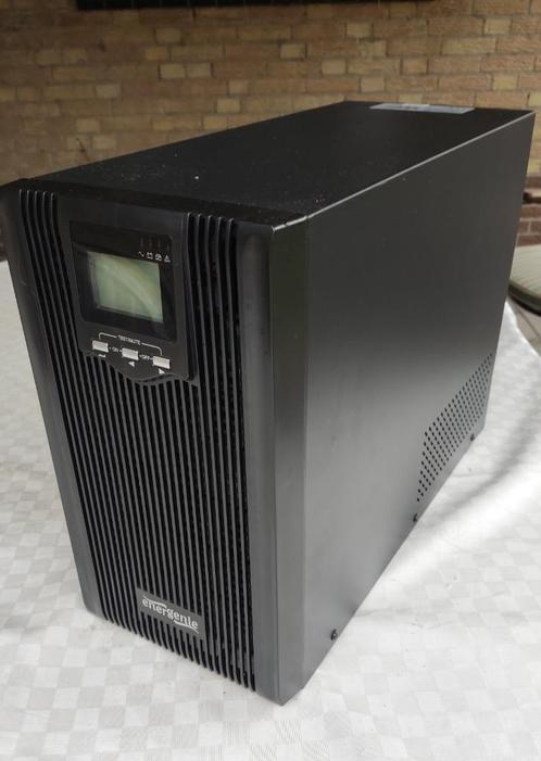 UPS noodstroomvoeding 3000VA pure sinuswave, Computers en Software, Noodvoedingen (UPS), Gebruikt, Ophalen of Verzenden