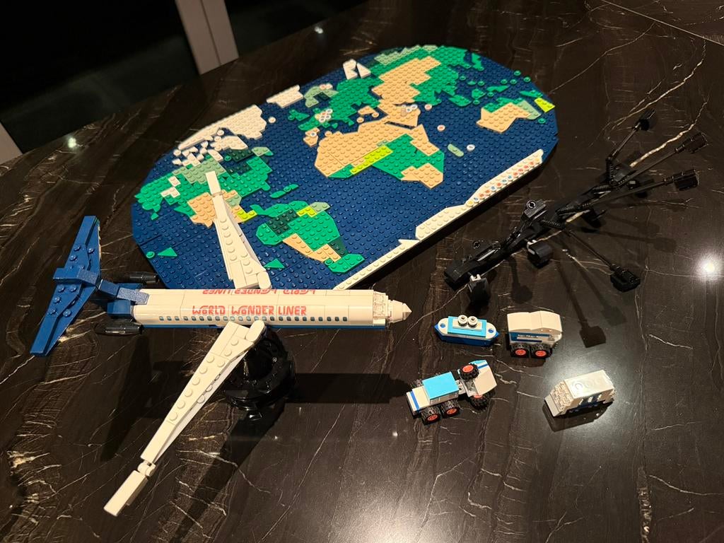 Lego 41838 Wereldkaart bouwset met vakantie herinneringen, Ophalen of Verzenden, Zo goed als nieuw