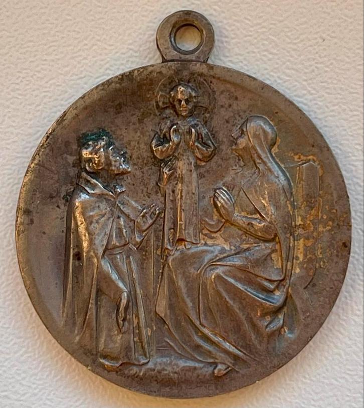 Medaillon Heilige Familie Aartsbroederschap, Antiek en Kunst, Antiek | Religie, Ophalen of Verzenden