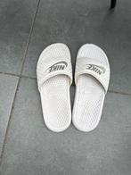 Nike Slippers Maat 36.5, Kleding | Dames, Ophalen of Verzenden, Gedragen, Wit, Slippers