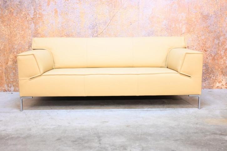 NIEUW beklede leren Design on Stock Bloq bank, Huis en Inrichting, Banken | Bankstellen, Nieuw, Rechte bank, Driepersoons, 200 tot 250 cm