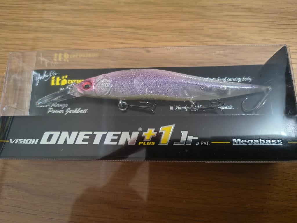 Megabass oneten jr plus 1 respect color, Watersport en Boten, Hengelsport | Roofvissen, Ophalen of Verzenden, Nieuw, Overige typen